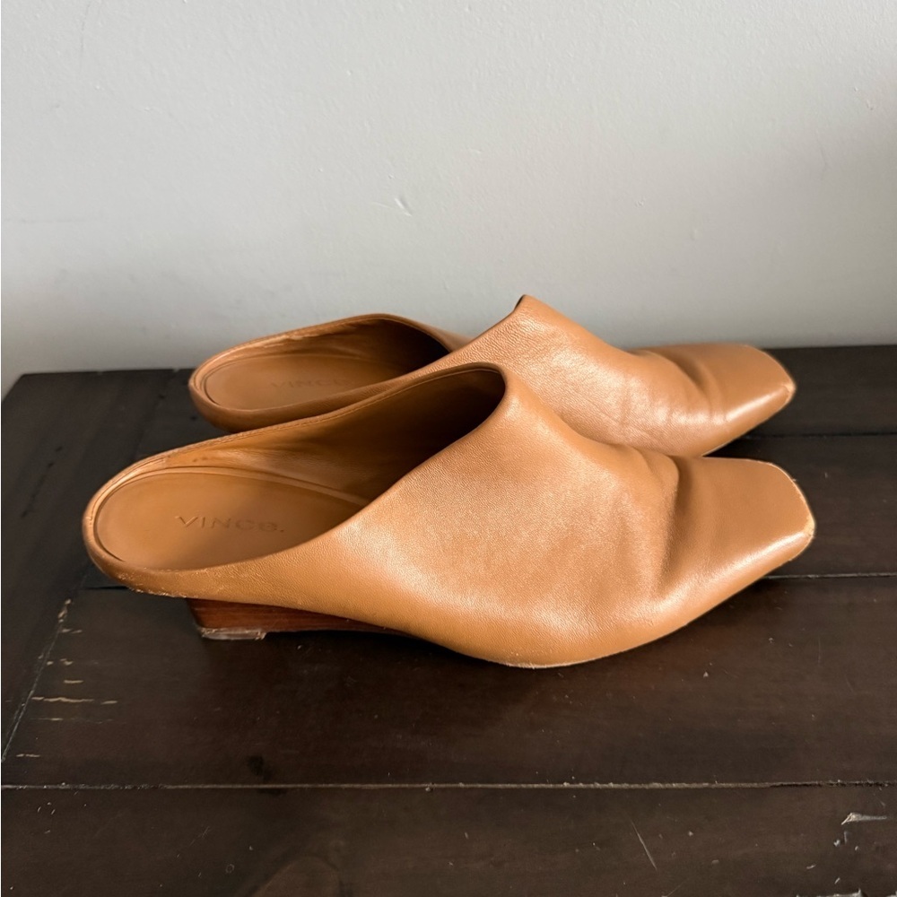 Vince Camel Leather Wedge Mule Slides Square Toe Minimalist Size 9.5